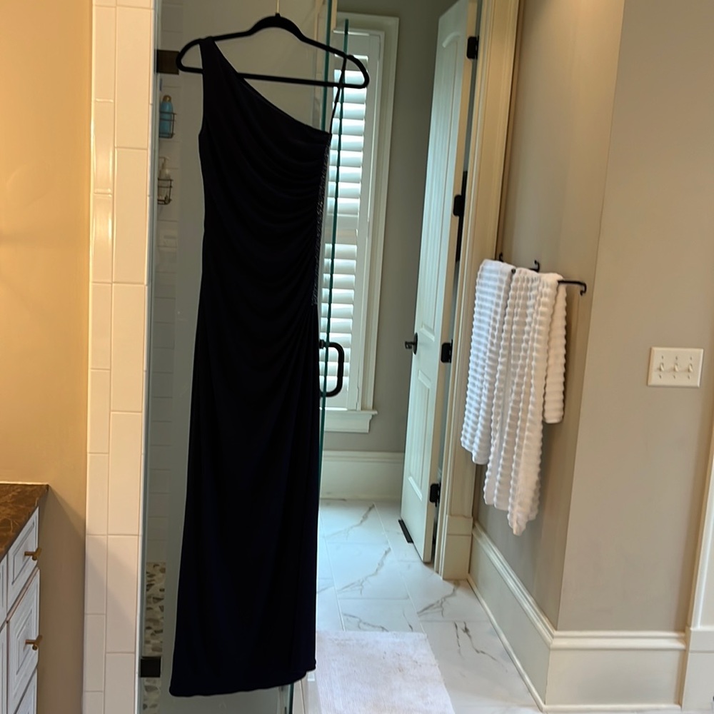 Laundry evening dress